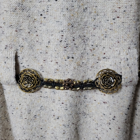 Wet Seal Belted Tunic Length Button Front Cardigan with Fringe Neckline - Picture 5 of 8